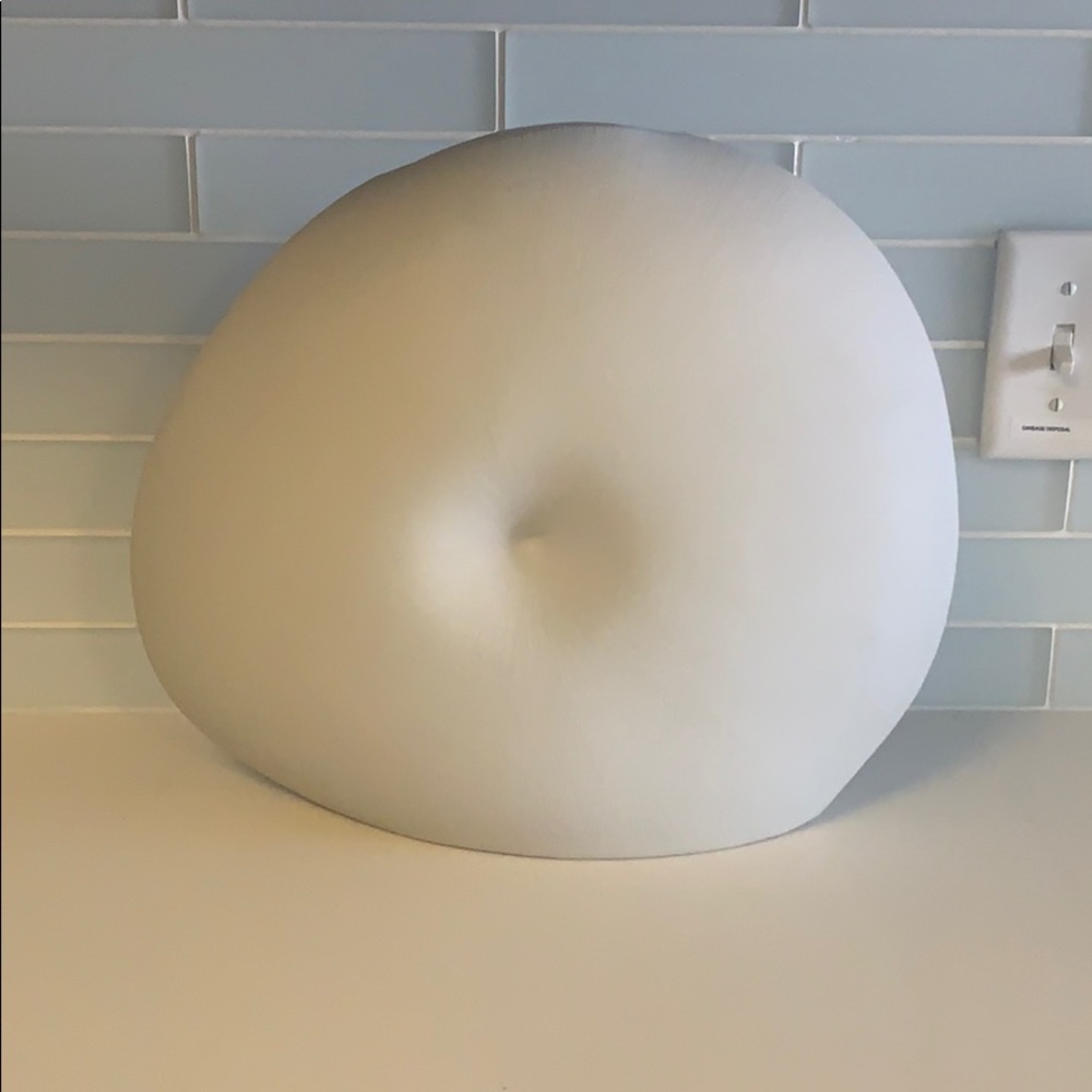 Modern vase/ contemporary homes / art/sculpture